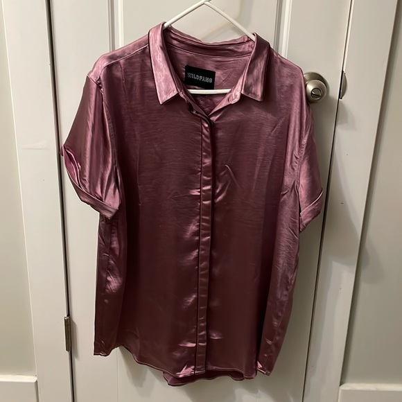 Wildfang Tops - Deep lilac satiny blouse from Wildfang